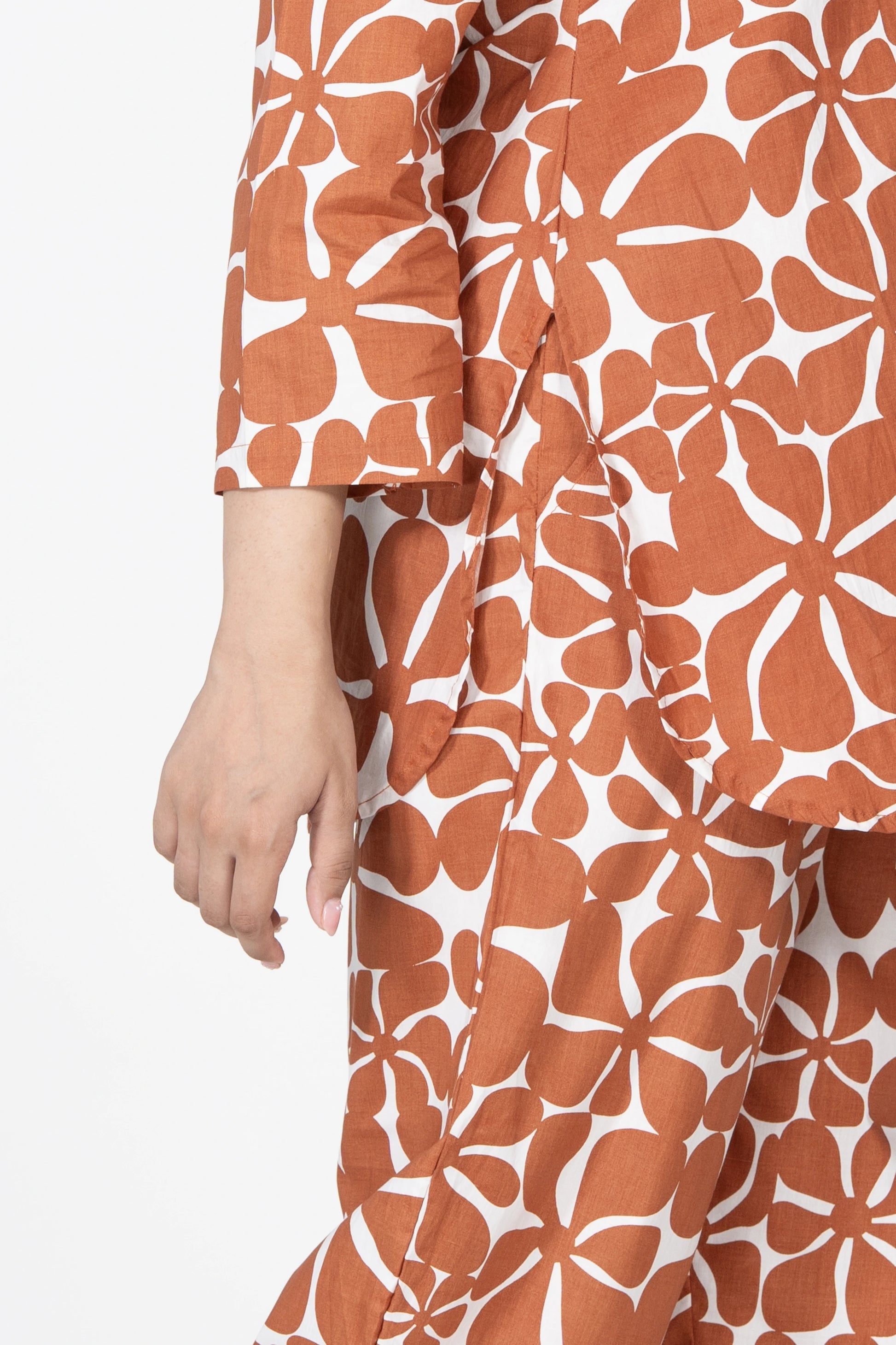 Earth petals – warm print co-ord set