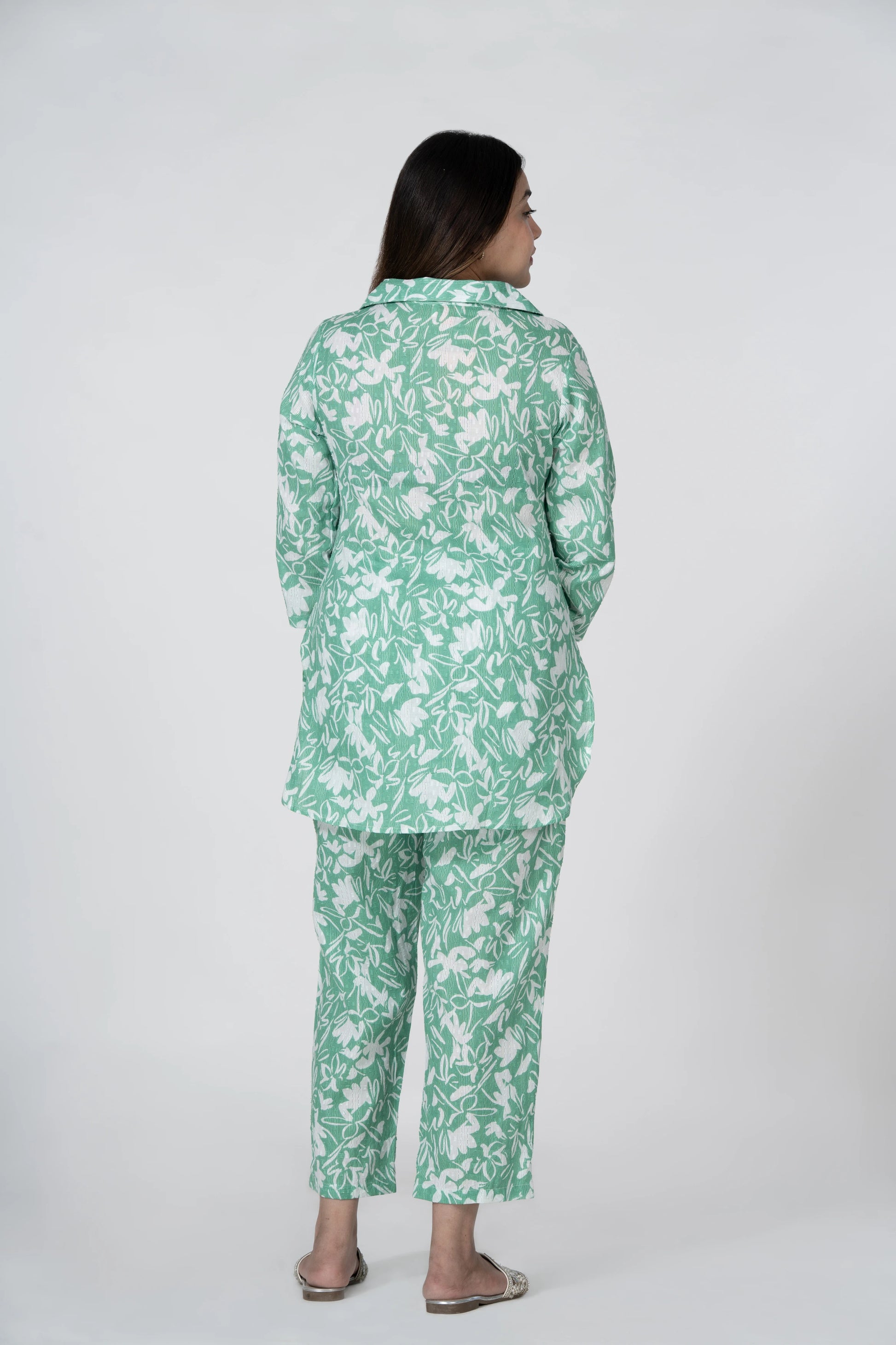 The world feels softer in green – soft co-ord set