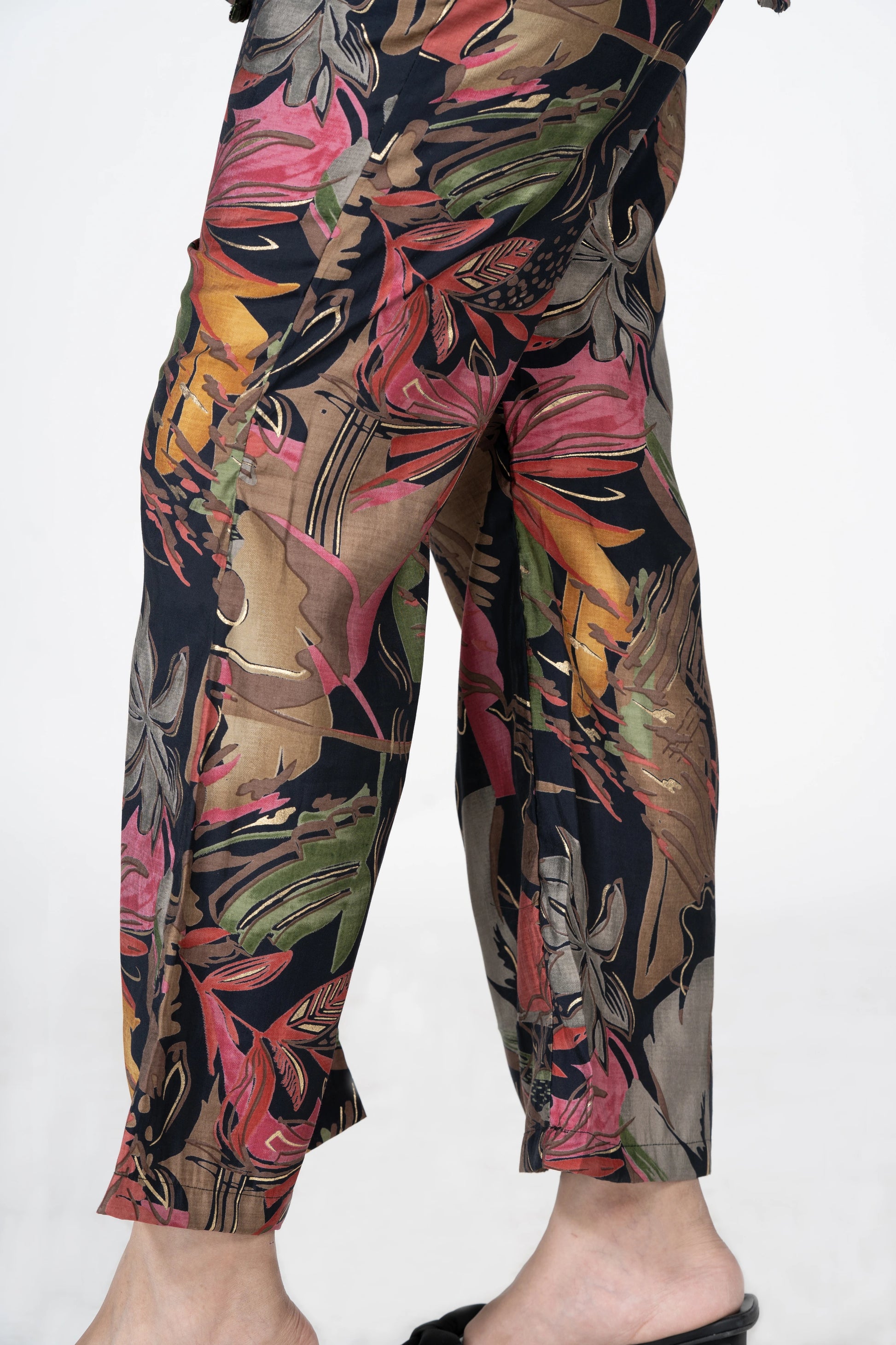 Offbeat abstract – floral printed shirt collar tunic with trousers co-ord set