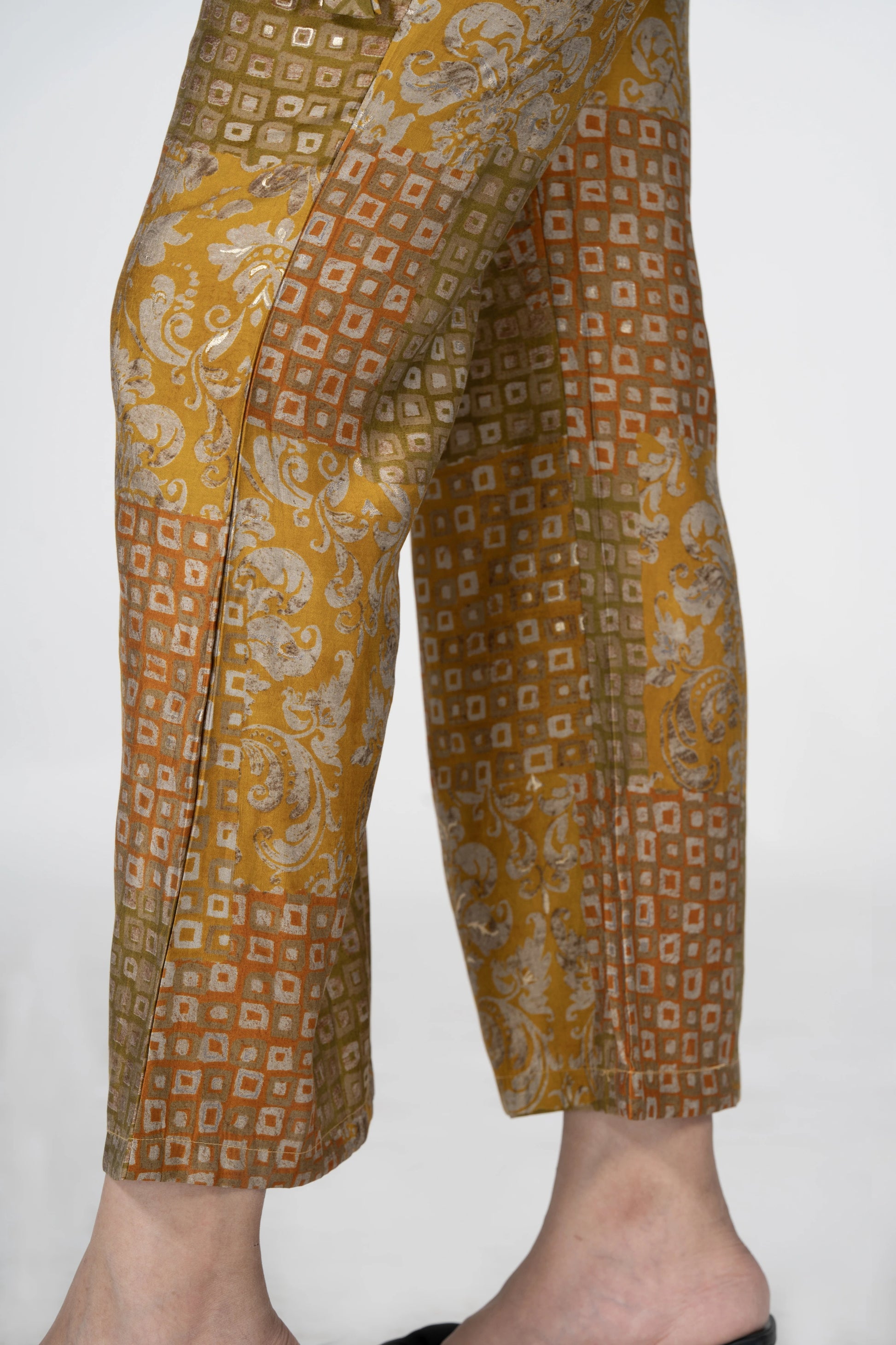 Not overdressed for my aunt's pooja – printed chanderi co-ord set