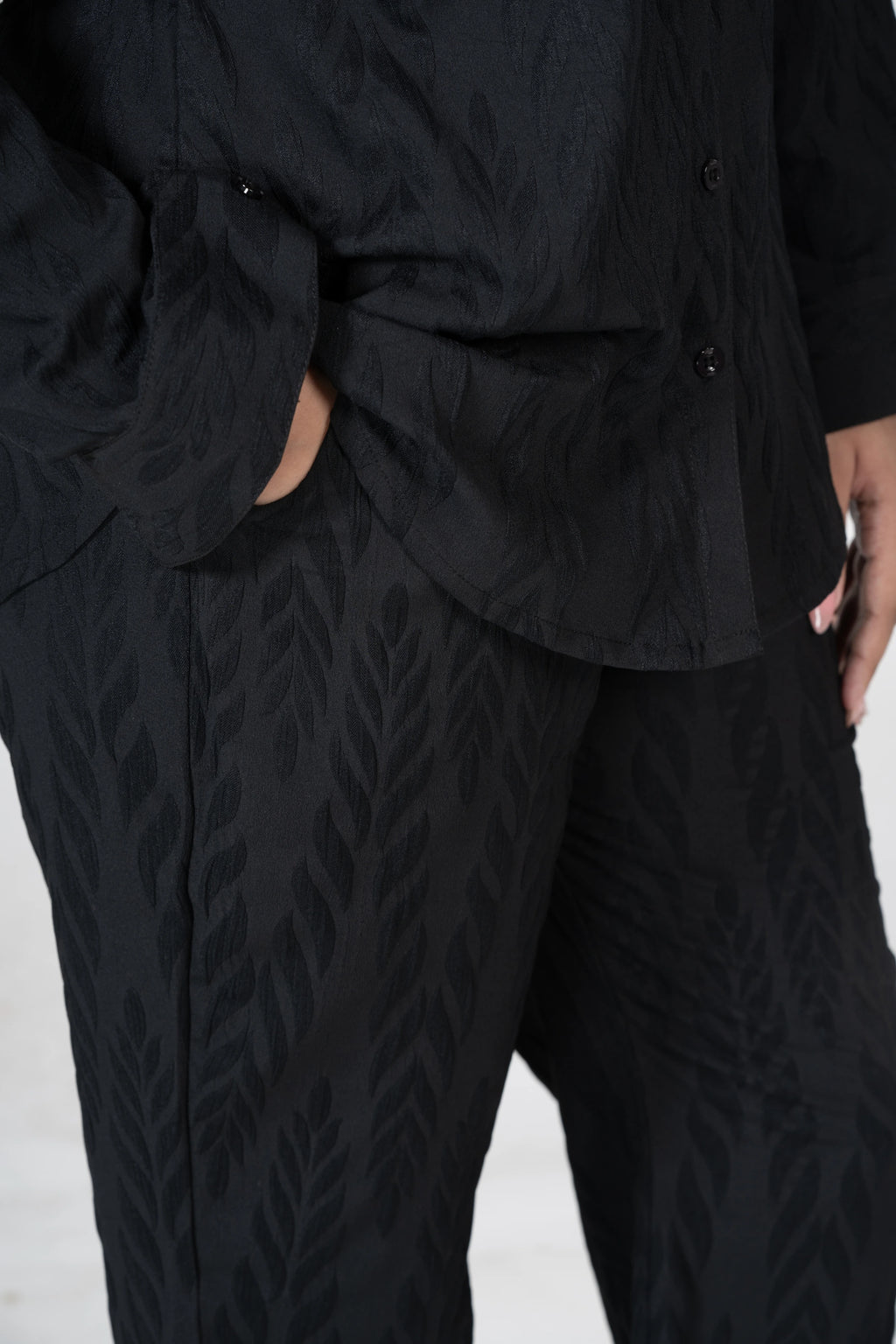 Power mode on – black co-ord set